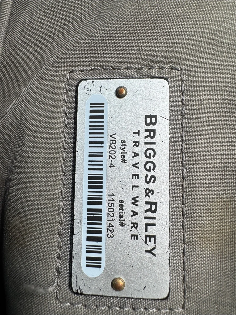 Briggs & Riley VB202-4 Convertible Brief Backpack USED